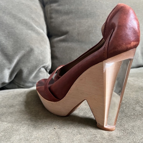 Chloe peep toe platform heel - Picture 2 of 7